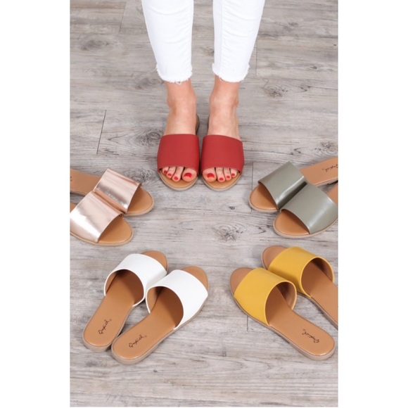 Olive green one band slide slip on sandals - Picture 8 of 8